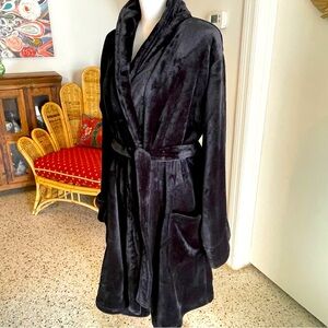 SOMA Black Plush Wrap Robe! Soft Plush In & Out! Beautiful! XL L